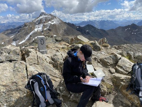 63307a54-eac5-45ac-a823-50e60834f292