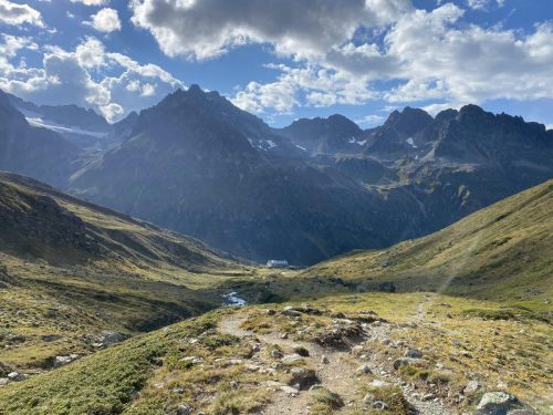 8829d800-7614-459a-a78b-9fa69fb0c442