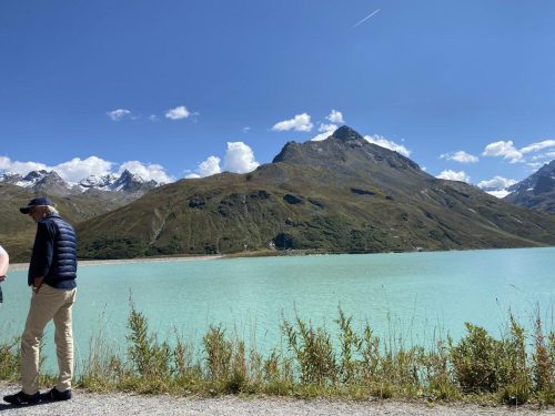 9cf404f4-1401-40f9-a1e7-4c55835e3217