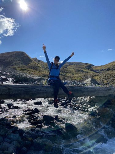 9d3ee068-84c0-438c-bbb1-74b1e0a9c36b