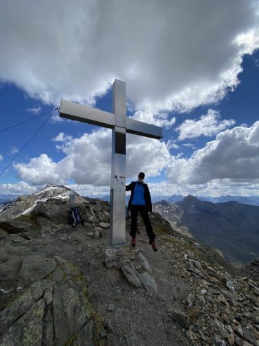 a574638c-80fb-46bb-950e-55c2d7e08ce8