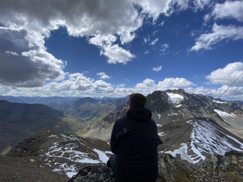 c60ff1dd-2d54-496c-83c5-09cff756c009