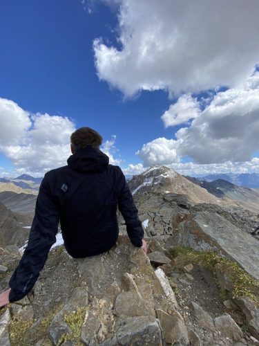 e0a4047b-2d73-47d8-b7f9-6e859b99d5f1