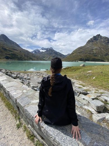 e96ca41c-e3af-456a-90a8-b0d89b746902