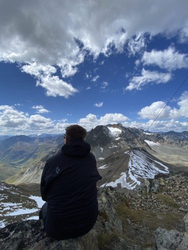 f057cb1b-4189-40af-b3a8-8233d2c82dd4