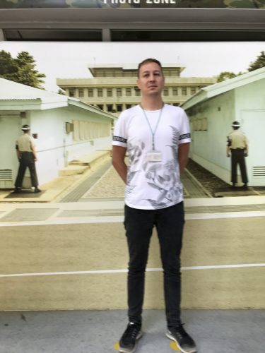 3ad89e42-8051-4caa-a9f9-e24b46c3b068