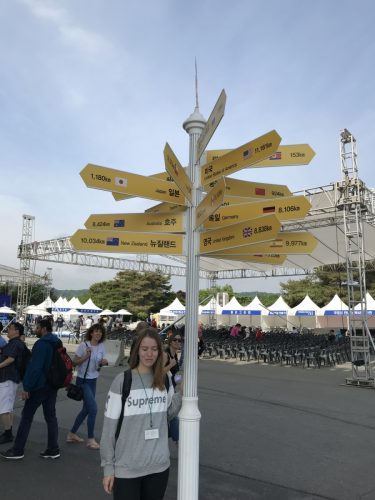 d2c4bff3-f707-478c-84f2-f65c3a2d3f44