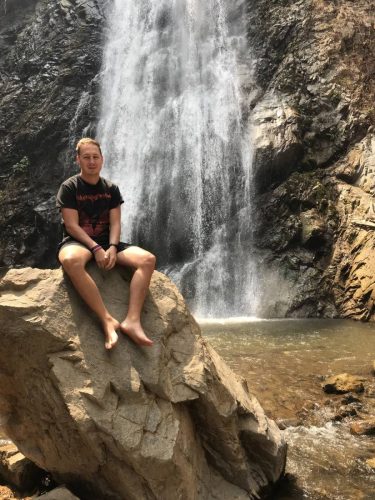 dc7119f1-0419-4c0f-9153-063e5de0af8b