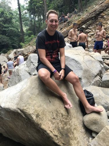 feeb7fe4-0126-4099-b5dc-07ecba9bdda3