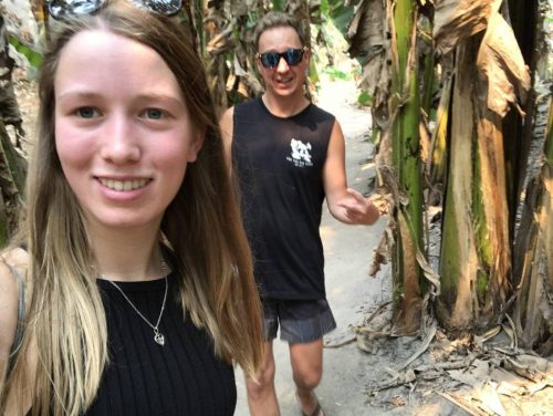 1b4b4098-786e-49f3-b730-e40105f52f09