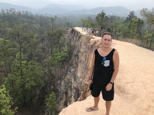 2f309e59-c350-44bd-b687-454c5b2b66af