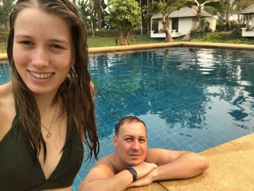 8b3682ed-dfd0-41a9-8acd-6c75a4980fe3