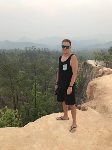 b2614efa-49bf-4d04-9cb6-19356c9b3657