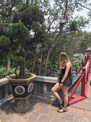 027004b8-4c83-44a0-a0f4-56156660e8f6