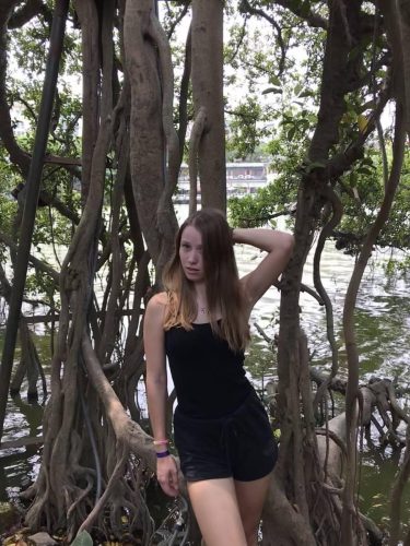 5c498785-4d29-4c2b-8d76-a7311396666f