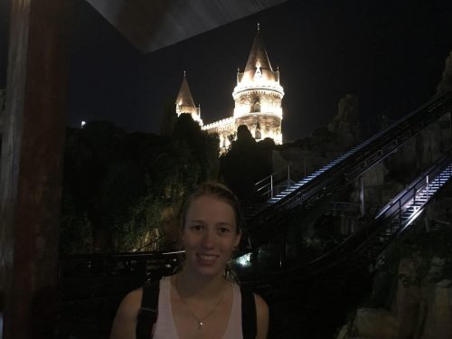 8d6777f1-e74c-4d83-a726-e1c1e3056844