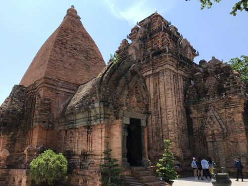 e74551ae-bbe4-4928-98d9-370b879d3745