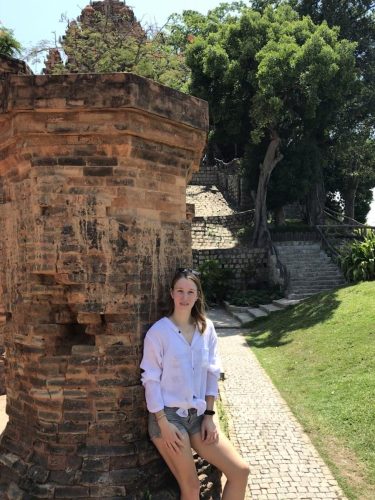 f7ce0276-6061-457c-a477-29e182a690fc